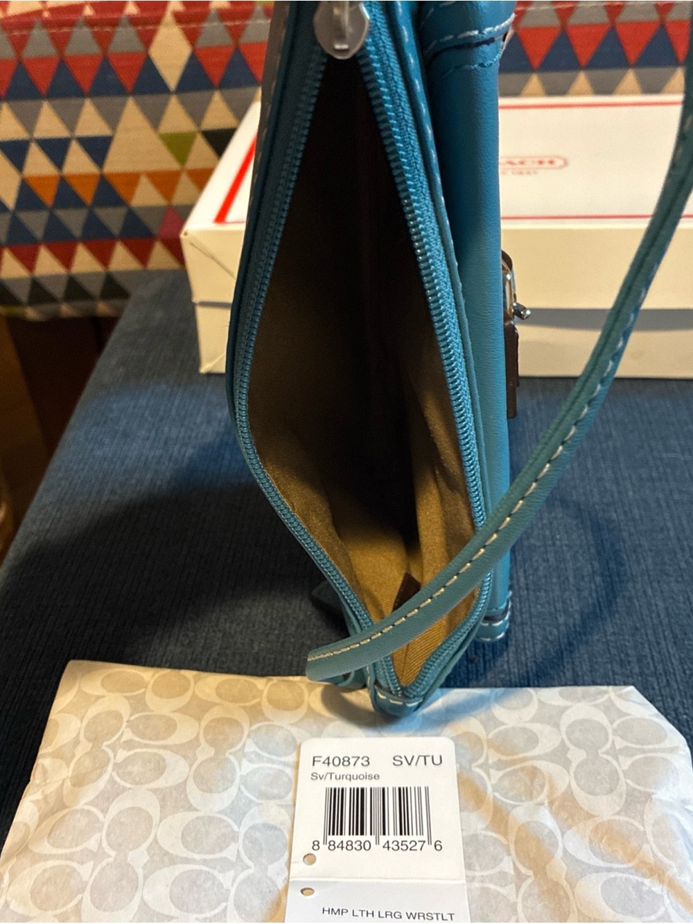 Coach vintage Hampton large leather wristlet in turquoise NWT F40873 - Picture 7 of 8